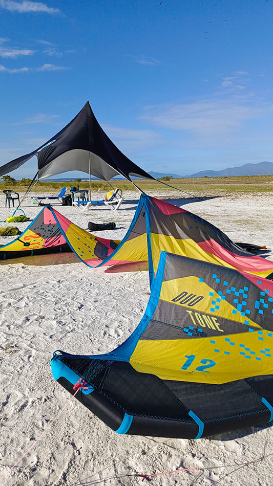 Mar&Luna's tent, kites and general equipment